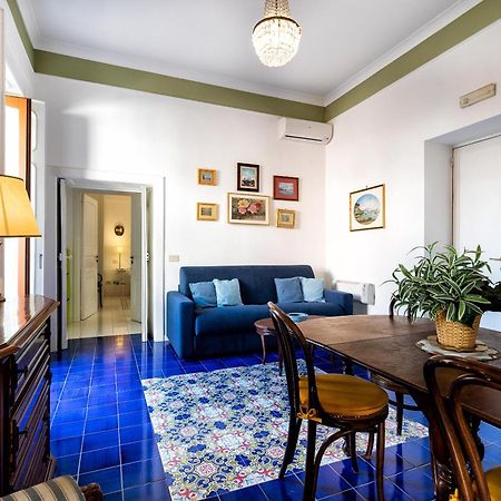 Stefania Flat - Amalfi Center Apartment Bagian luar foto