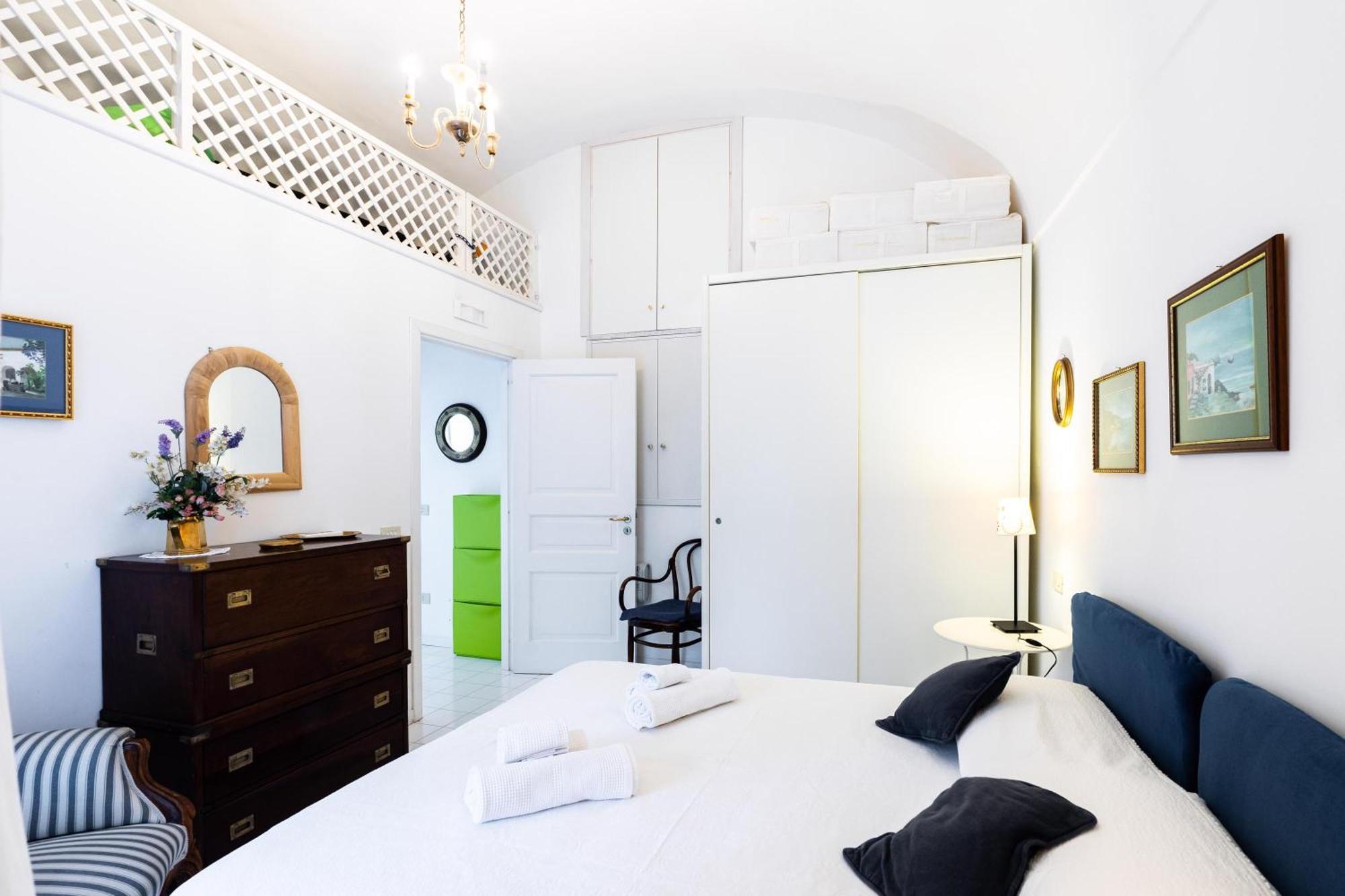 Stefania Flat - Amalfi Center Apartment Bagian luar foto