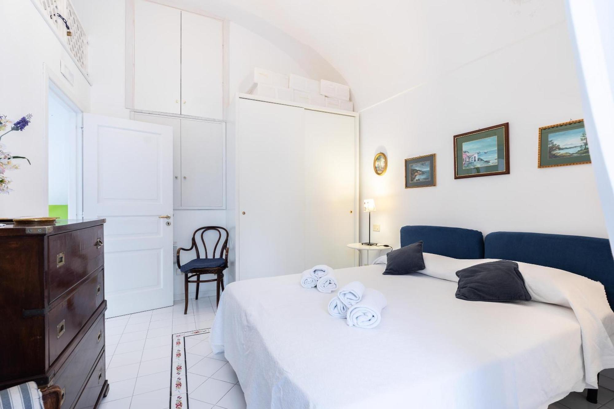 Stefania Flat - Amalfi Center Apartment Bagian luar foto