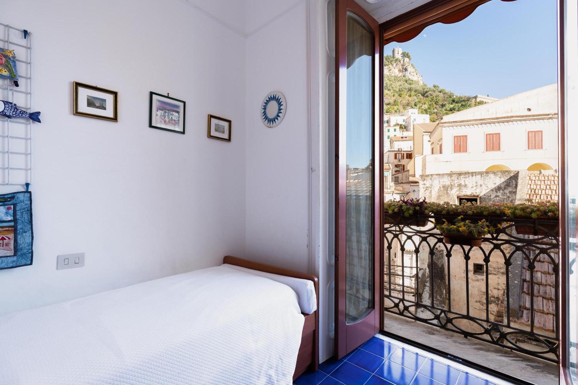 Stefania Flat - Amalfi Center Apartment Bagian luar foto